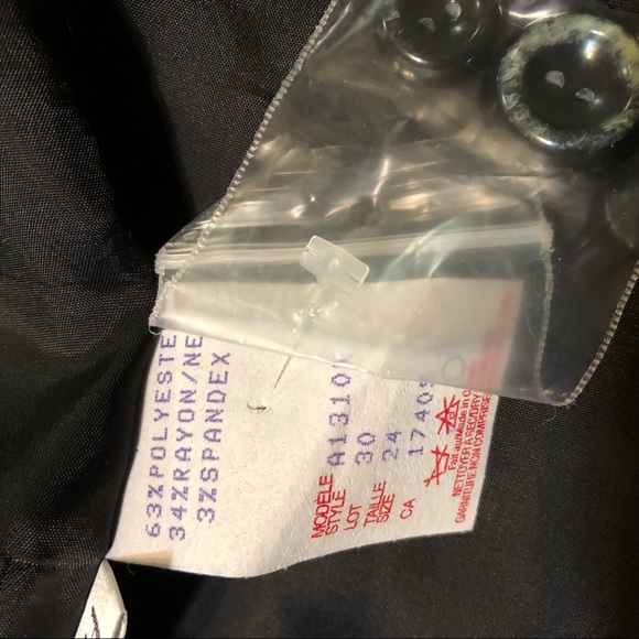 Black Blazer Women’s Size 24 - Picture 8 of 8